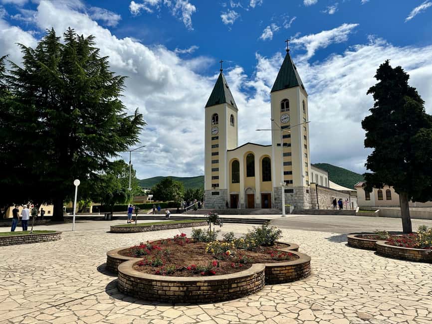 Dubrovnik: Private Tour of Međugorje and Kravice Waterfalls - Medjugorje: Quiet Time, Holy Mass Options, and Key Places