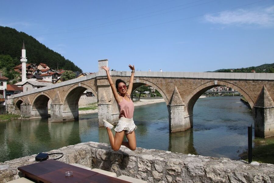 From Dubrovnik: 1-Way Tour to Sarajevo via Mostar and Konjic - Mostar’s Old Bridge on foot, with a meal and photo views built in