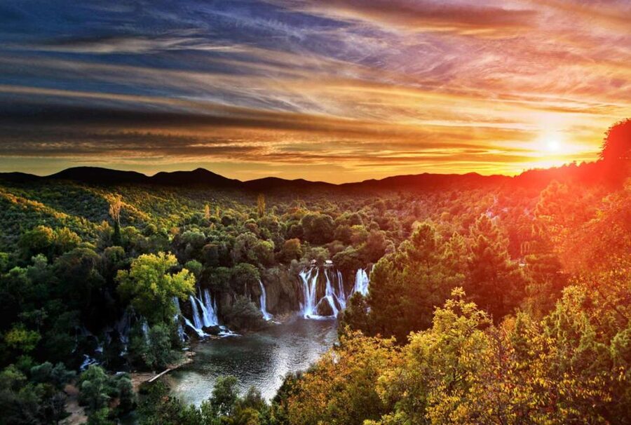 From Dubrovnik: Day Trip to Mostar and Kravice Falls - Kravice Waterfalls Entry Fees and What You’ll Do There