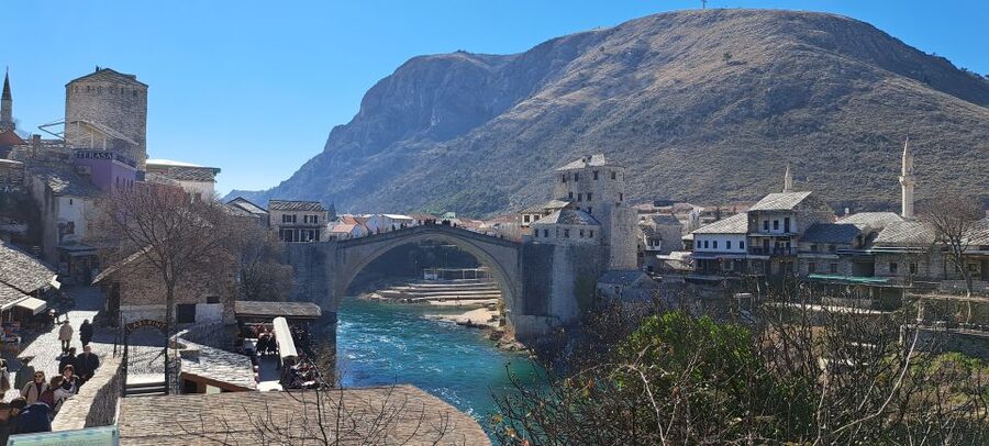 From Dubrovnik: Mostar and Kravica falls Small Group Tour - The border rhythm: leaving Dubrovnik early and arriving around 9:00
