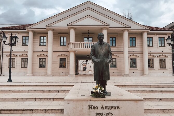 From Sarajevo: Višegrad, Andrićgrad, Drvengrad & Šargan tour - From Sarajevo pickup to the first real stop: how the day flows