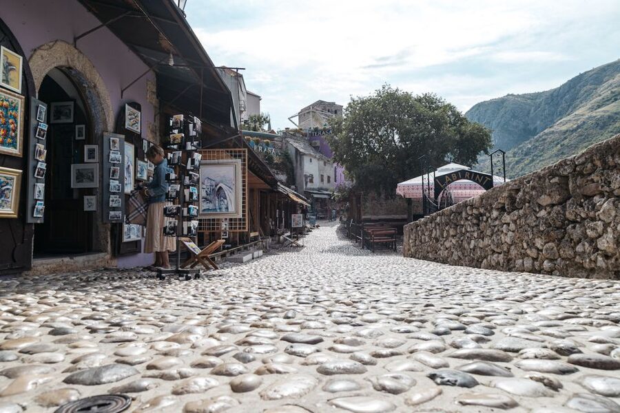 From Split: Mostar and Kravice Waterfalls Tour - Lunch in Mostar: plan for food that fits your schedule