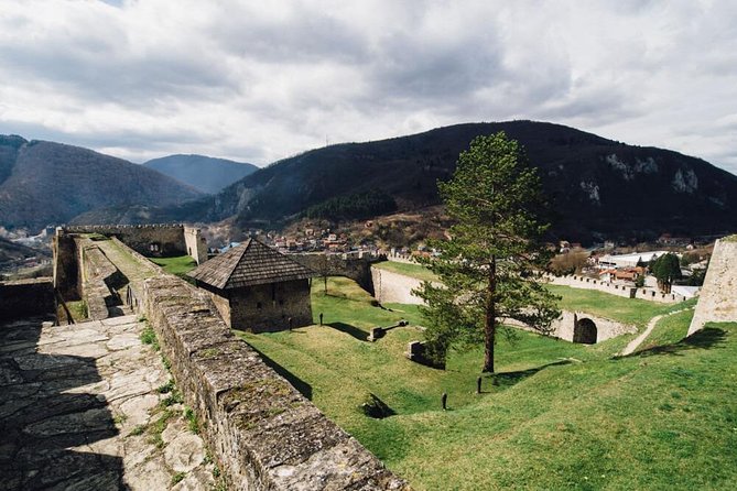 Jajce, Travnik, Pliva lake and Watermills Tour - Starting in Sarajevo at 8:00, and what pickup means in practice