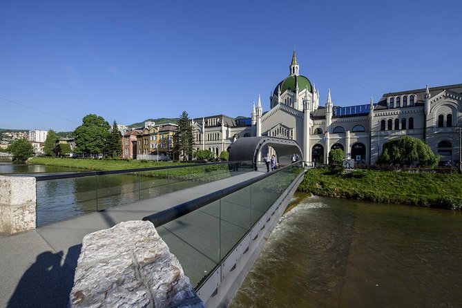 SARAJEVO CONCEPTUAL ART TOUR (galleries, art and arhitecture) - Veliki Park and Mensud Kečo’s Nermine, dođi