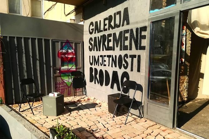 SARAJEVO CONCEPTUAL ART TOUR (galleries, art and arhitecture) - Brodac Gallery: the old building that used to be a prison