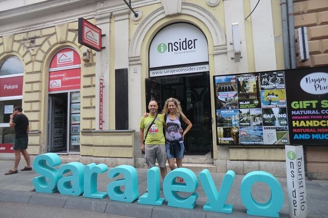 Sarajevo Grand Walking Tour - Spite House and Sarajevo City Hall: defiance meets East-West design