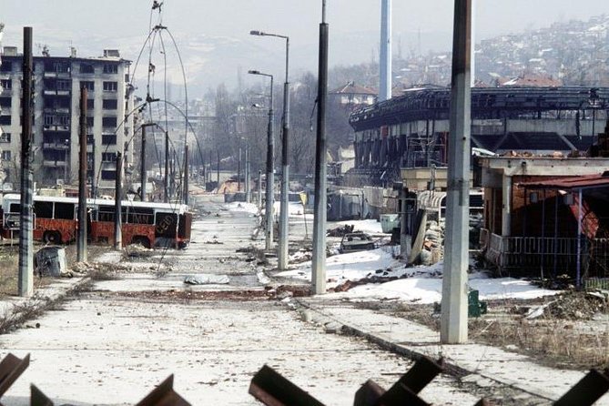Sarajevo Under Siege: A City’s Struggle & Survival Tour - Where You Start: Toureedoo Meeting and a Smooth First Minutes