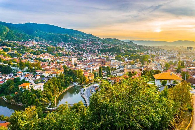 Sarajevo War Tour: A Veteran's Story of the Siege (fees included) - Sniper Alley and Hotel Holiday: seeing how close danger was