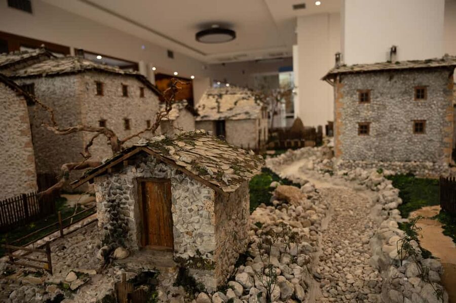 Split/Trogir: Mostar and Medjugorje Tour with Wine Tasting - Why this Mostar and Medjugorje combo feels different