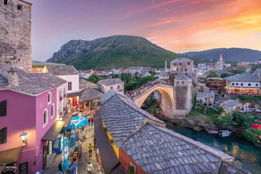 Split/Trogir: Mostar and Medjugorje Tour with Wine Tasting - Getting there smoothly from Split or Trogir