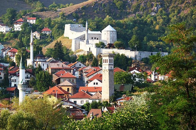 Travnik, Jajce & Pliva Lakes Day Tour From Sarajevo (fees Incl.) - AVNOJ Museum: Yugoslavia’s foundation story in Jajce